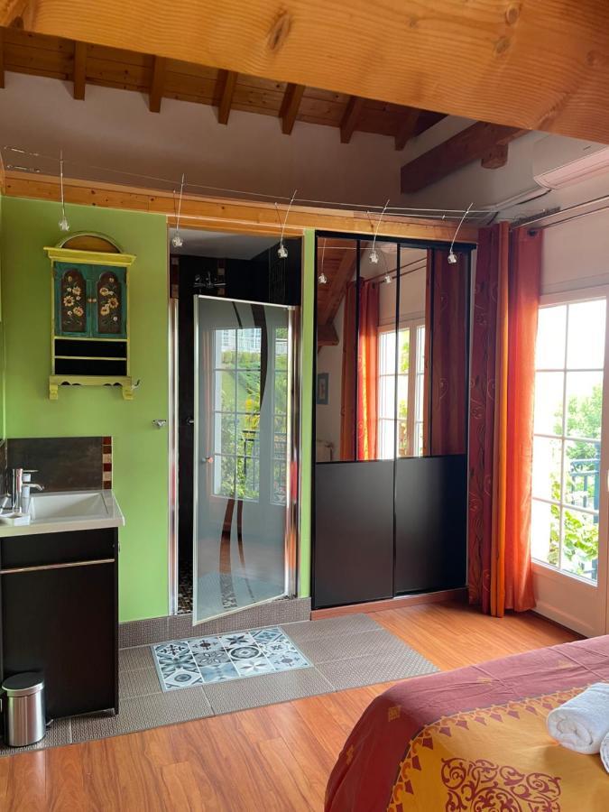 Les Gites De La Maison Bleue D'Estialescq Экстерьер фото